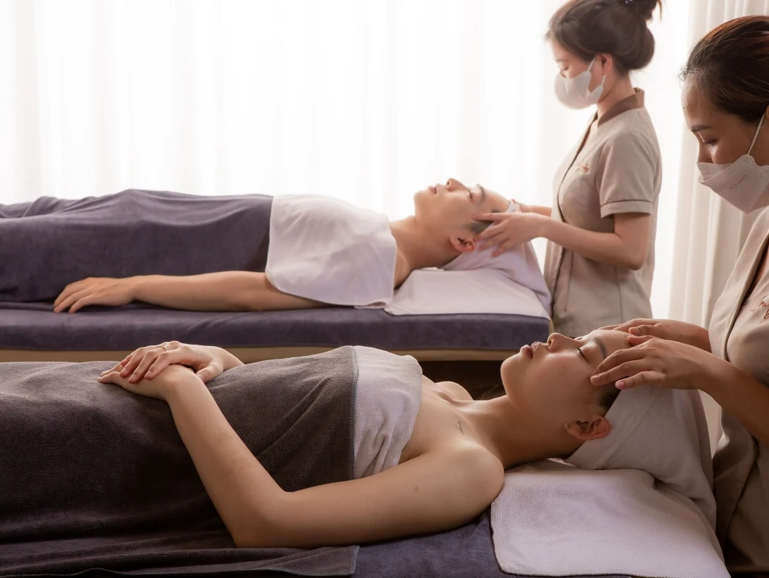 Nhóm khách hàng thân thiết